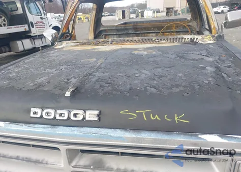 1989 Dodge Ram 100 из США, поврежденный, VIN 1B7FE06Y4KS089541